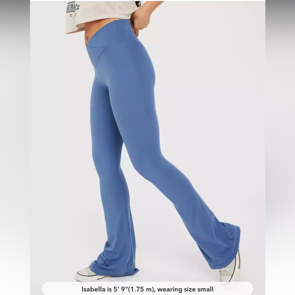 OFFLINE Aerie Real Me High Waisted Crossover Flare Legging blue small